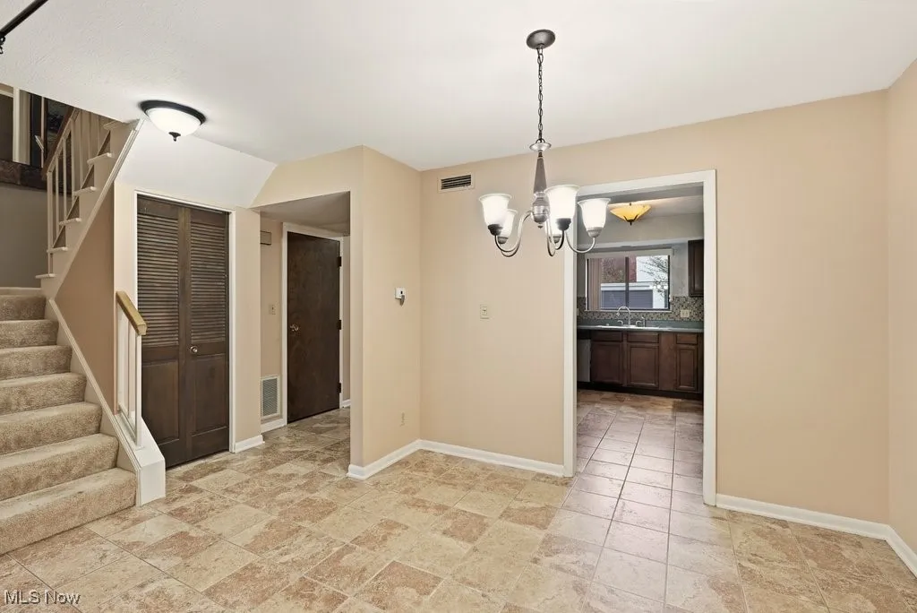 6290 Greenwood # 302, Northfield, Ohio 44067,MLS Now Listing ID