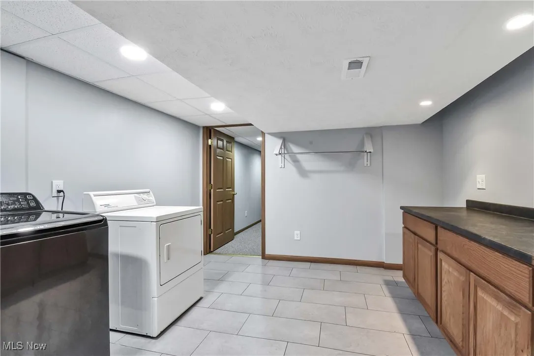 Large laundry room with 