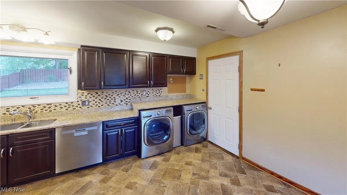 1531 Silver Lake Avenue, Cuyahoga Falls, Ohio 44223,MLS Now Listing ID