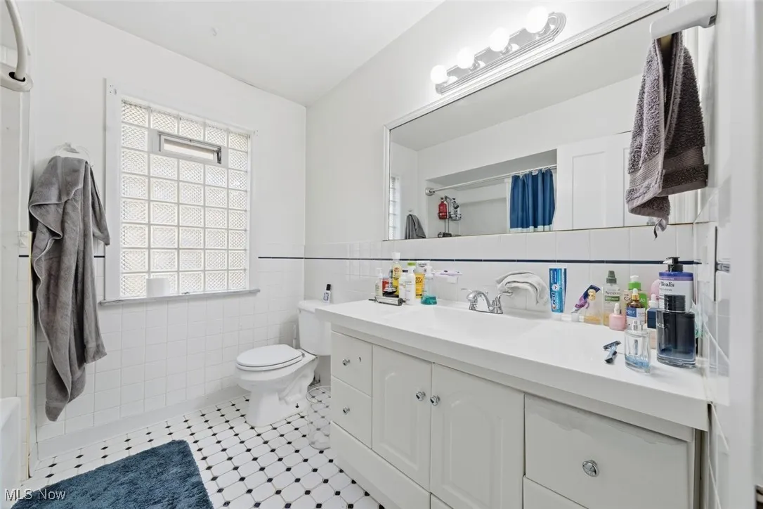 14926 Esther Avenue, Lakewood, Ohio 44107,MLS Now Listing ID
