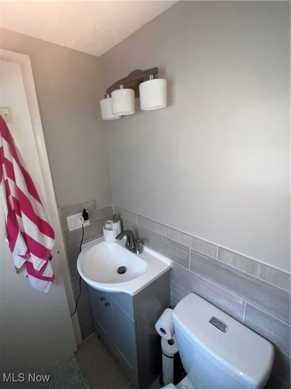 26726 Leenders Lane, North Olmsted, Ohio 44070,MLS Now Listing ID