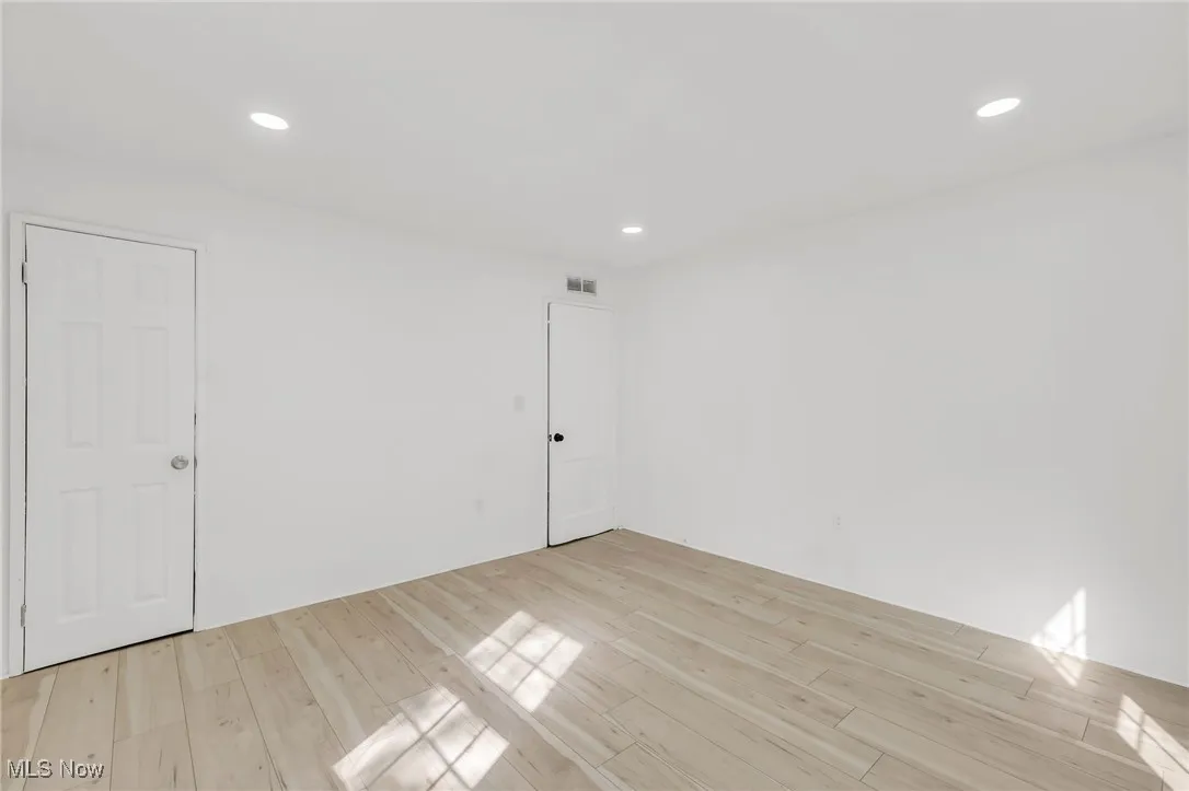 18805 Parkmount Avenue, Cleveland, Ohio 44135,MLS Now Listing ID
