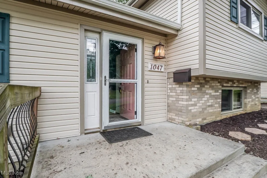 1047 Kevin Drive, Akron, Ohio 44313,MLS Now Listing ID