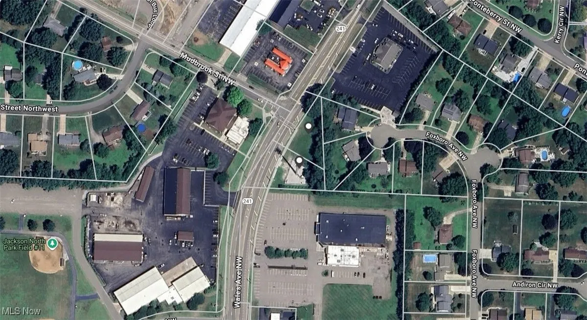 Aerial view of property's location with property boundaries highlighted
