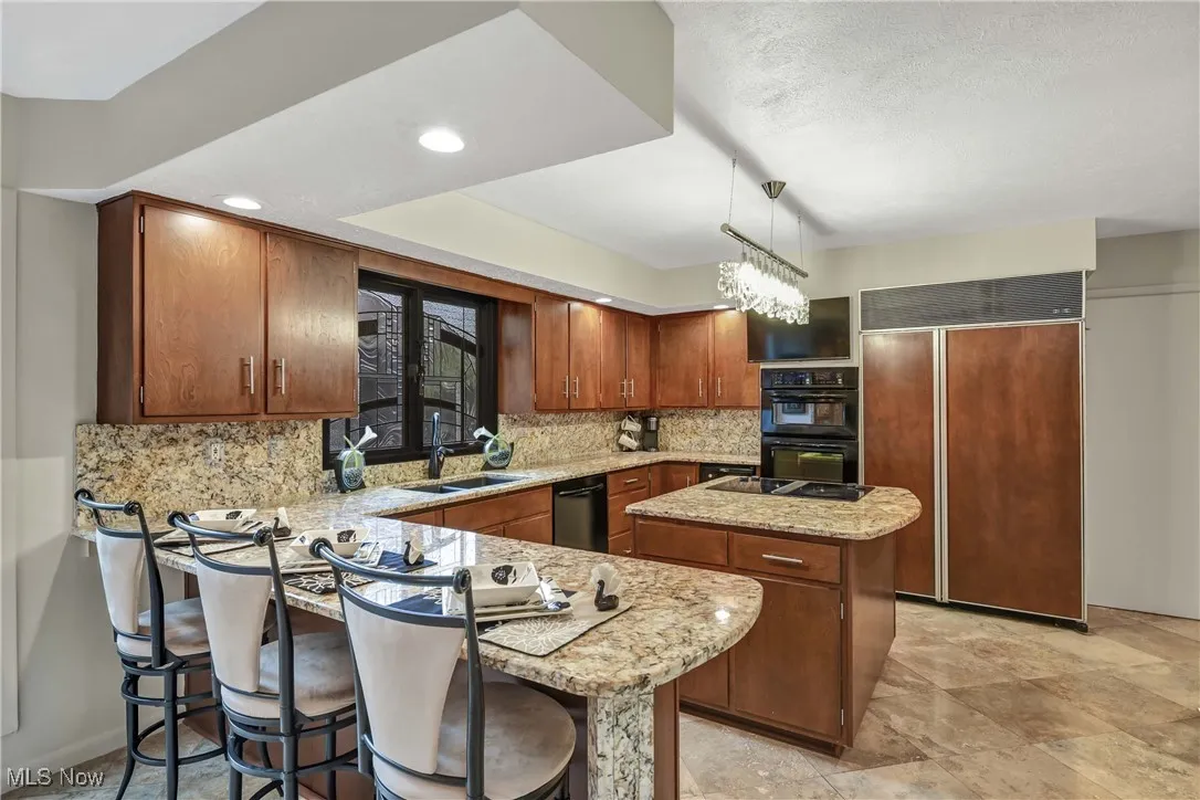 31105 Roxbury Park Drive, Bay Village, Ohio 44140,MLS Now Listing ID