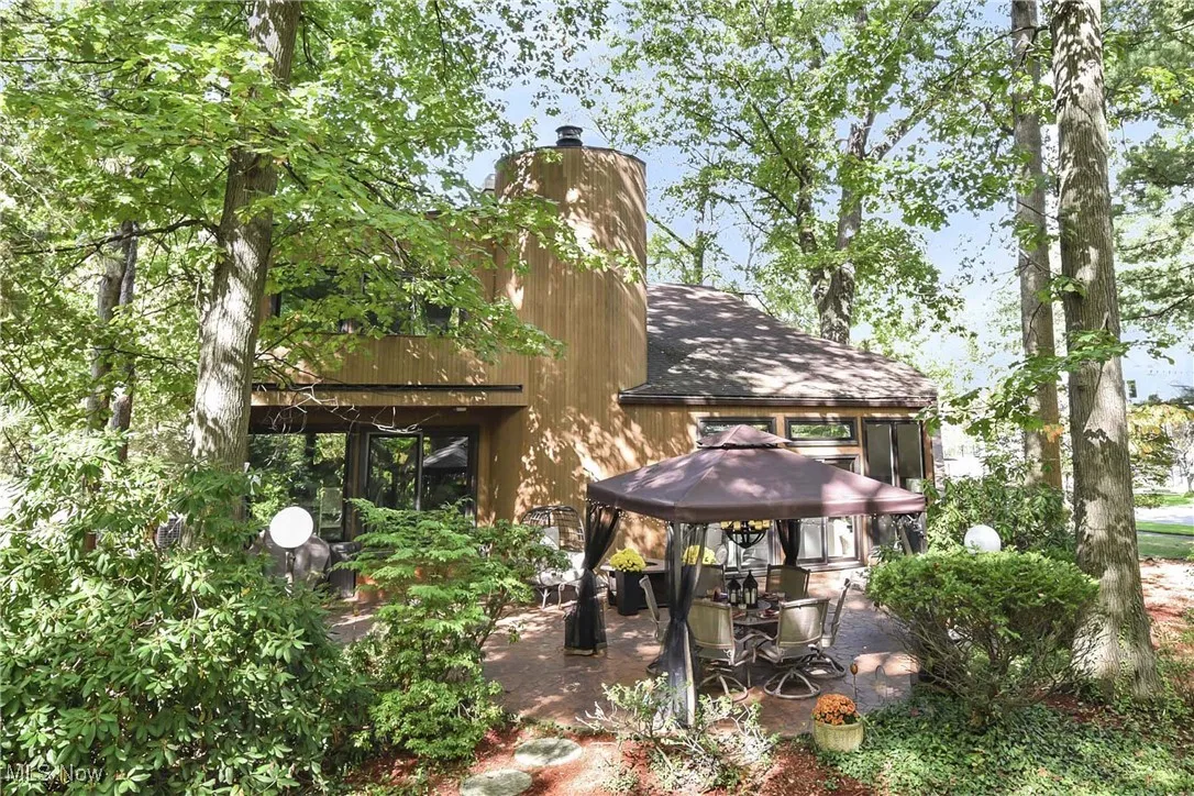 31105 Roxbury Park Drive, Bay Village, Ohio 44140,MLS Now Listing ID