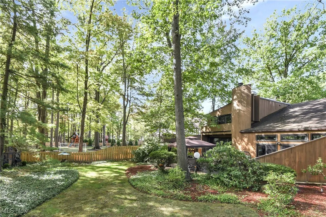 31105 Roxbury Park Drive, Bay Village, Ohio 44140,MLS Now Listing ID