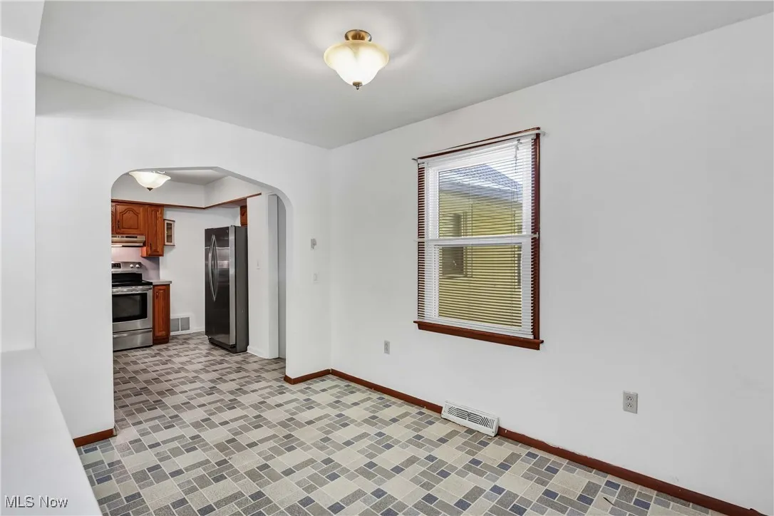 84 Sprague Road, Berea, Ohio 44017,MLS Now Listing ID