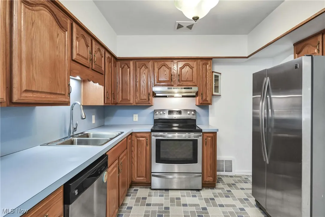 84 Sprague Road, Berea, Ohio 44017,MLS Now Listing ID