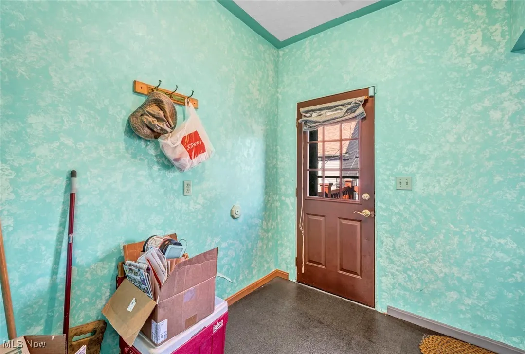 View of entryway / exit