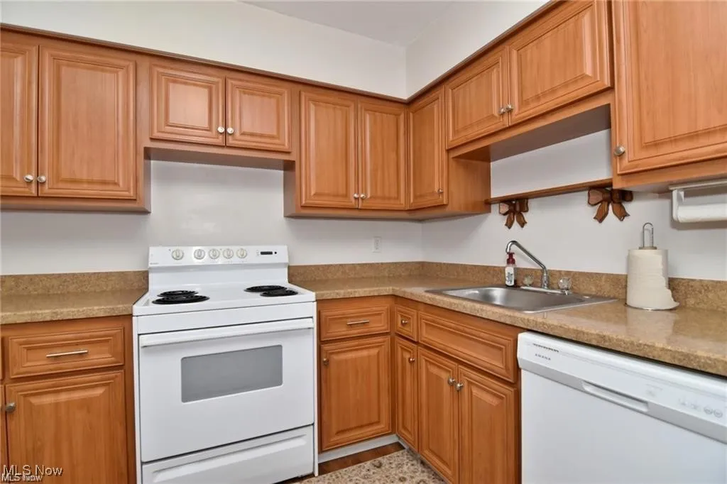 2854 Pease Drive, Rocky River, Ohio 44116,MLS Now Listing ID