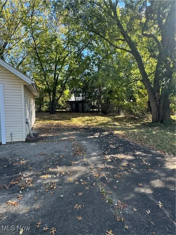 627 E 123rd Street, Cleveland, Ohio 44108,MLS Now Listing ID