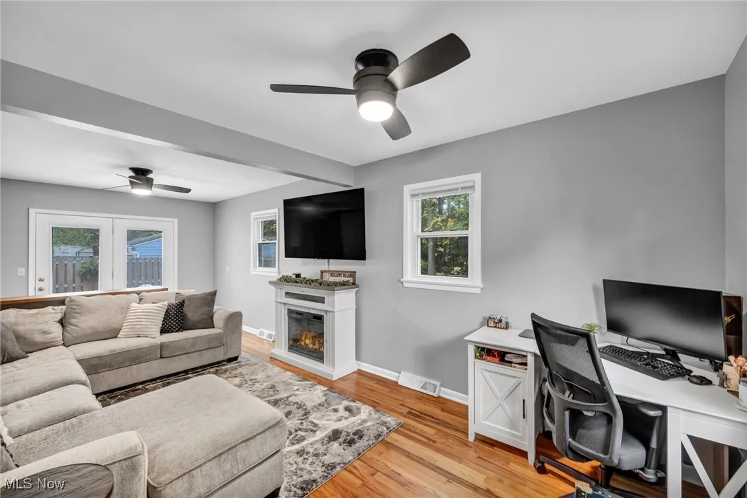 Great room or master bedroom!