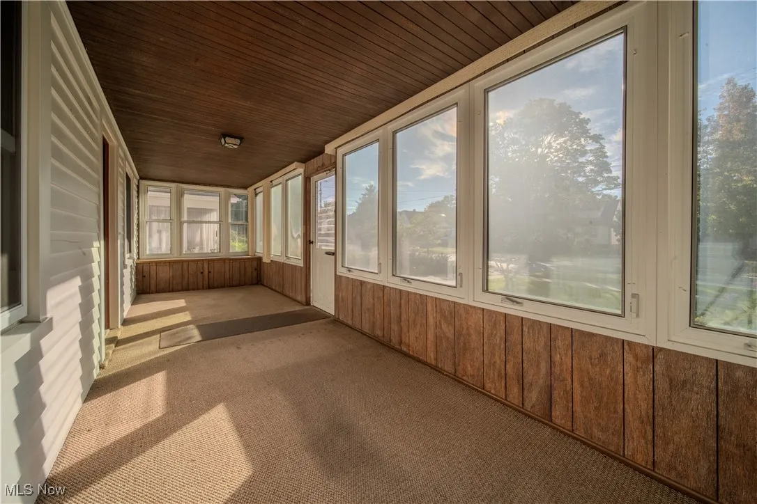 4463 S Hills Drive, Cleveland, Ohio 44109,MLS Now Listing ID