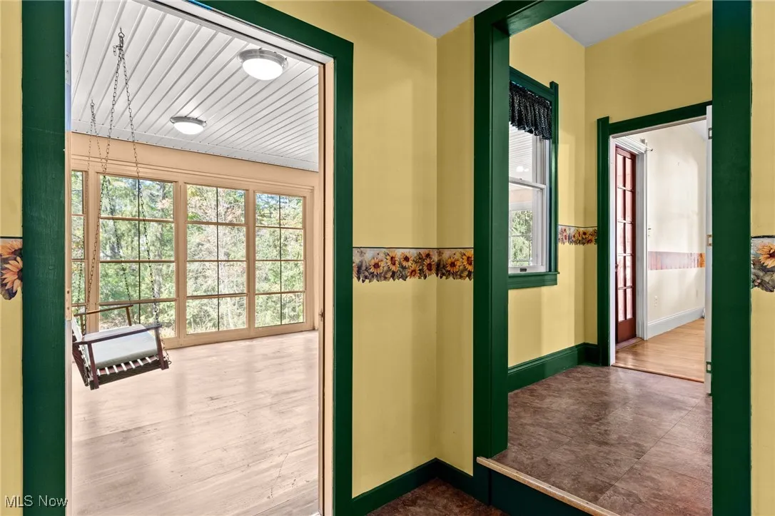 7562 River Road, Olmsted Falls, Ohio 44138,MLS Now Listing ID