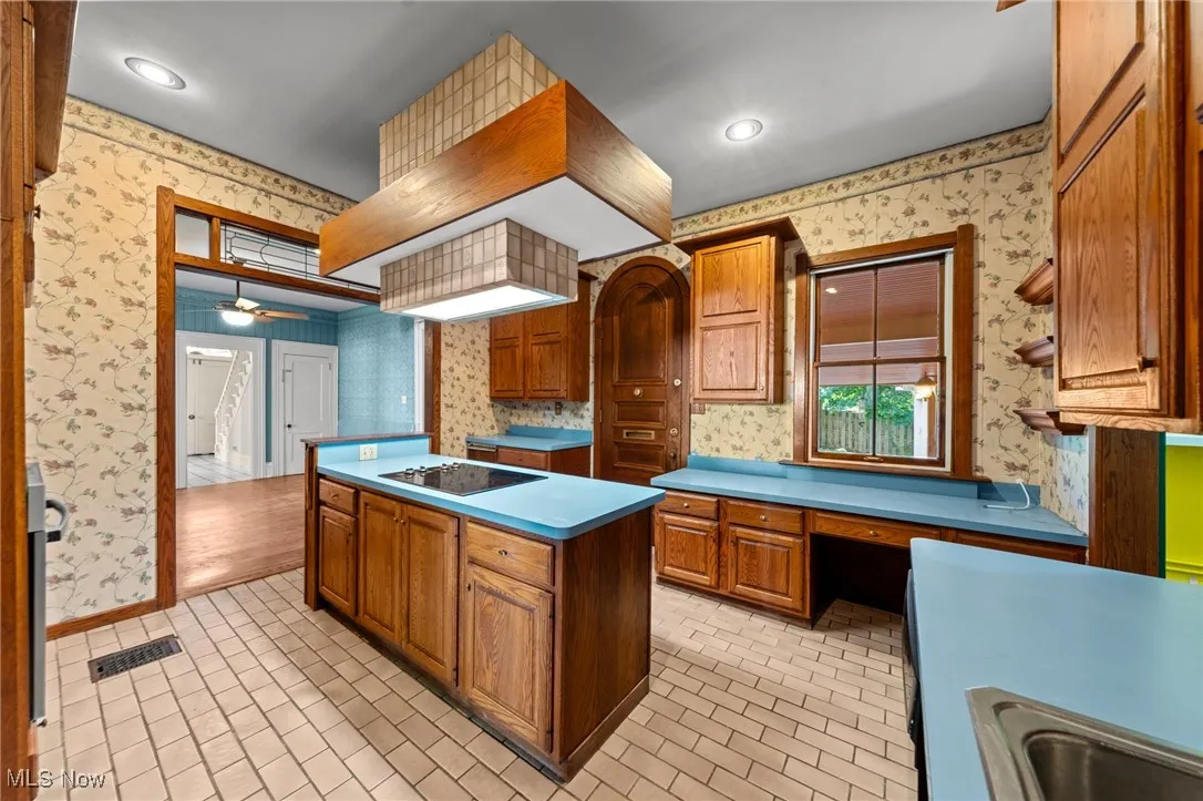 7562 River Road, Olmsted Falls, Ohio 44138,MLS Now Listing ID