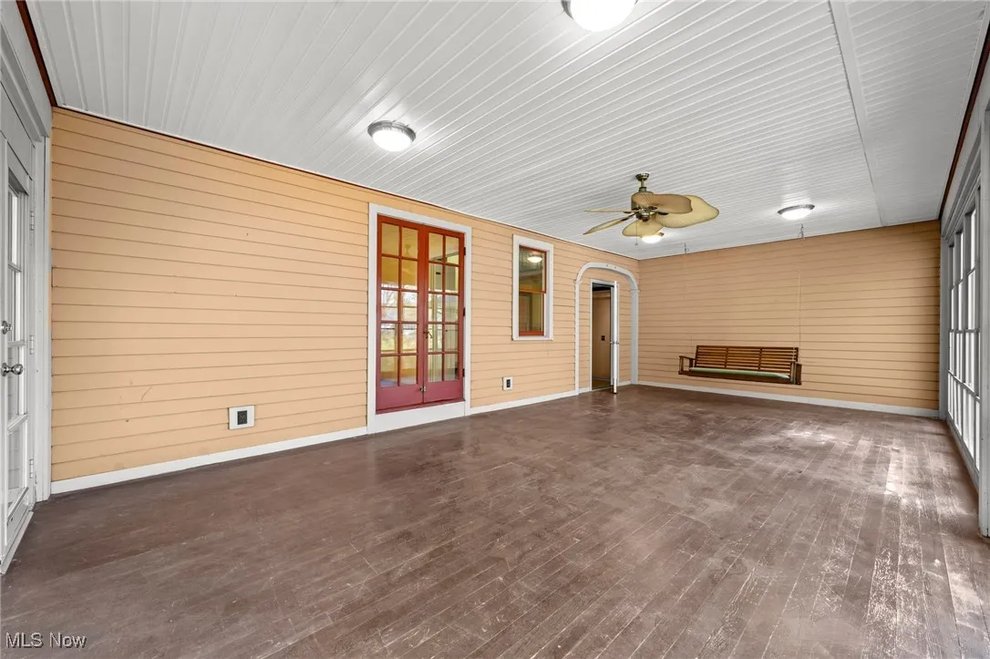 7562 River Road, Olmsted Falls, Ohio 44138,MLS Now Listing ID