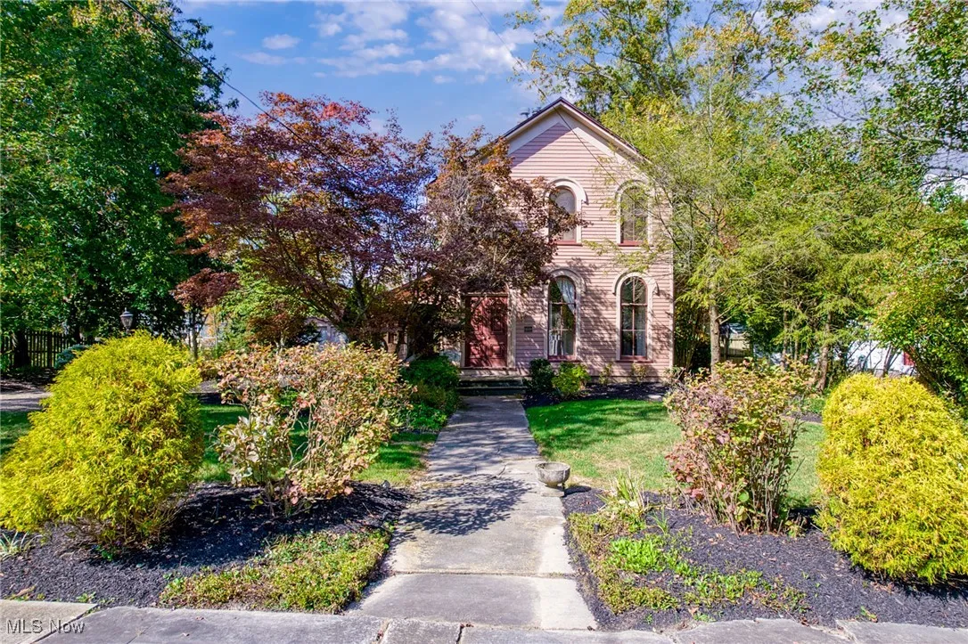 7562 River Road, Olmsted Falls, Ohio 44138,MLS Now Listing ID