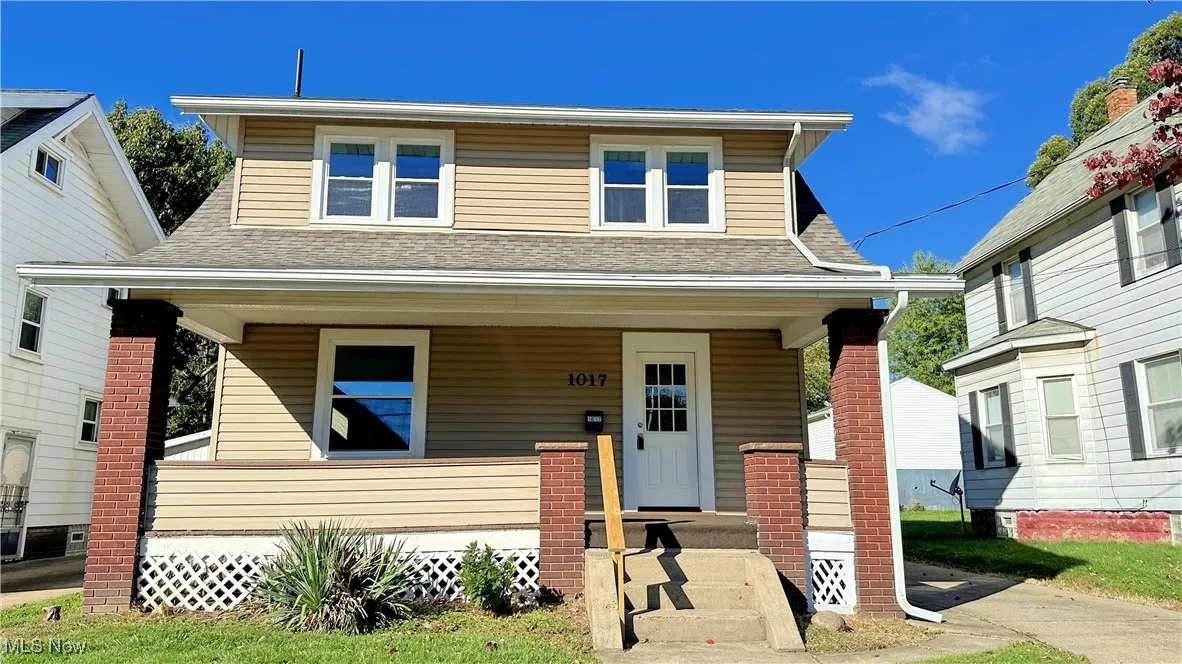 Welcome Home to 1017 Clinton Ave SW