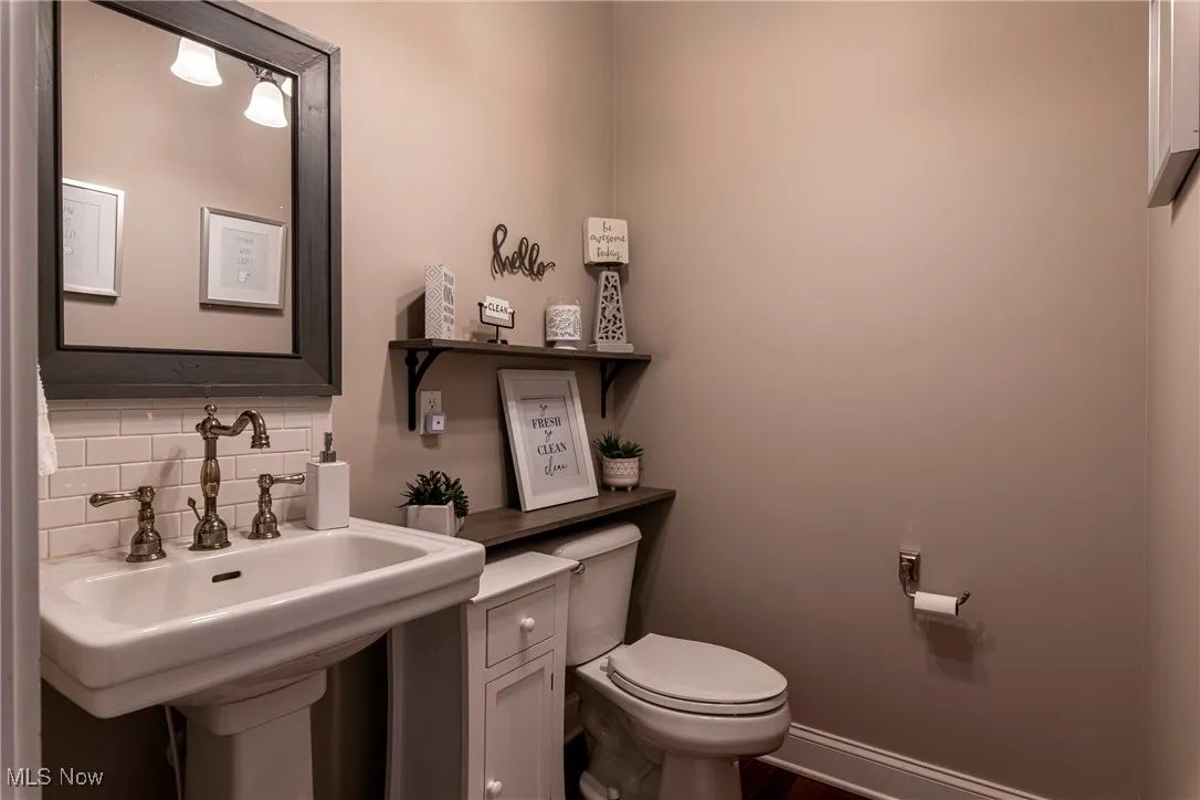 First Floor 1/2 bathroom