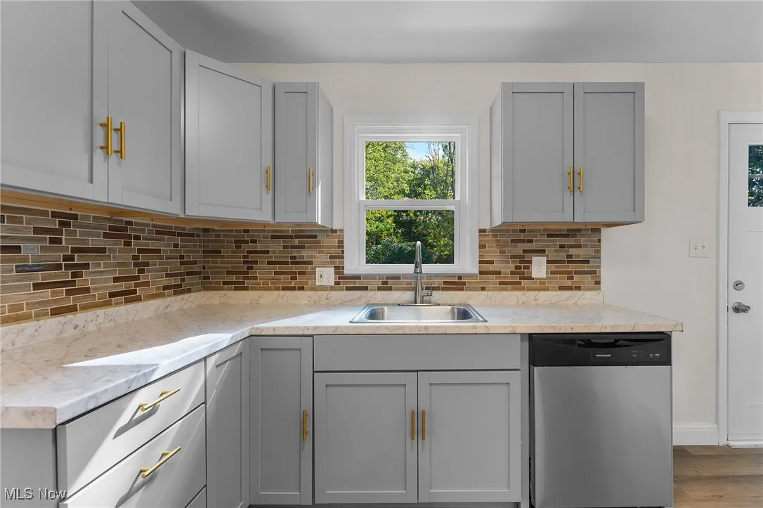 2035 Holbrooke Road, Poland, Ohio 44514,MLS Now Listing ID