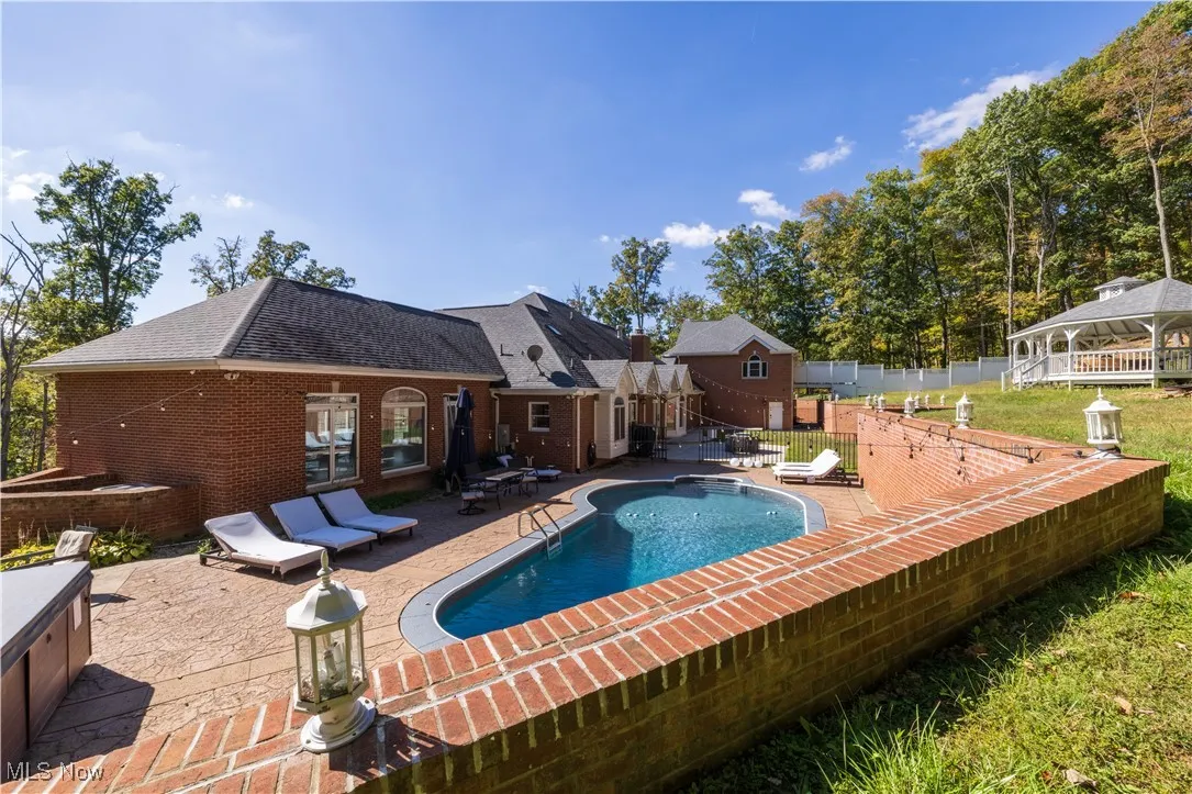 320 Summerhill Drive, Chillicothe, Ohio 45601,MLS Now Listing ID