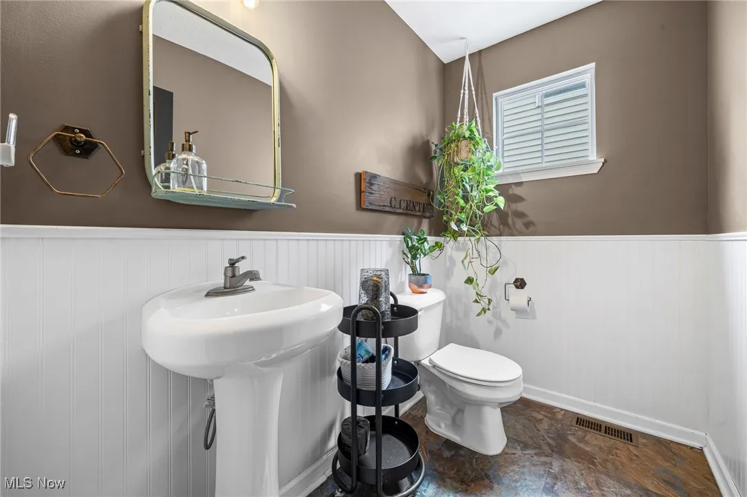 2451 W 7th Street, Cleveland, Ohio 44113,MLS Now Listing ID