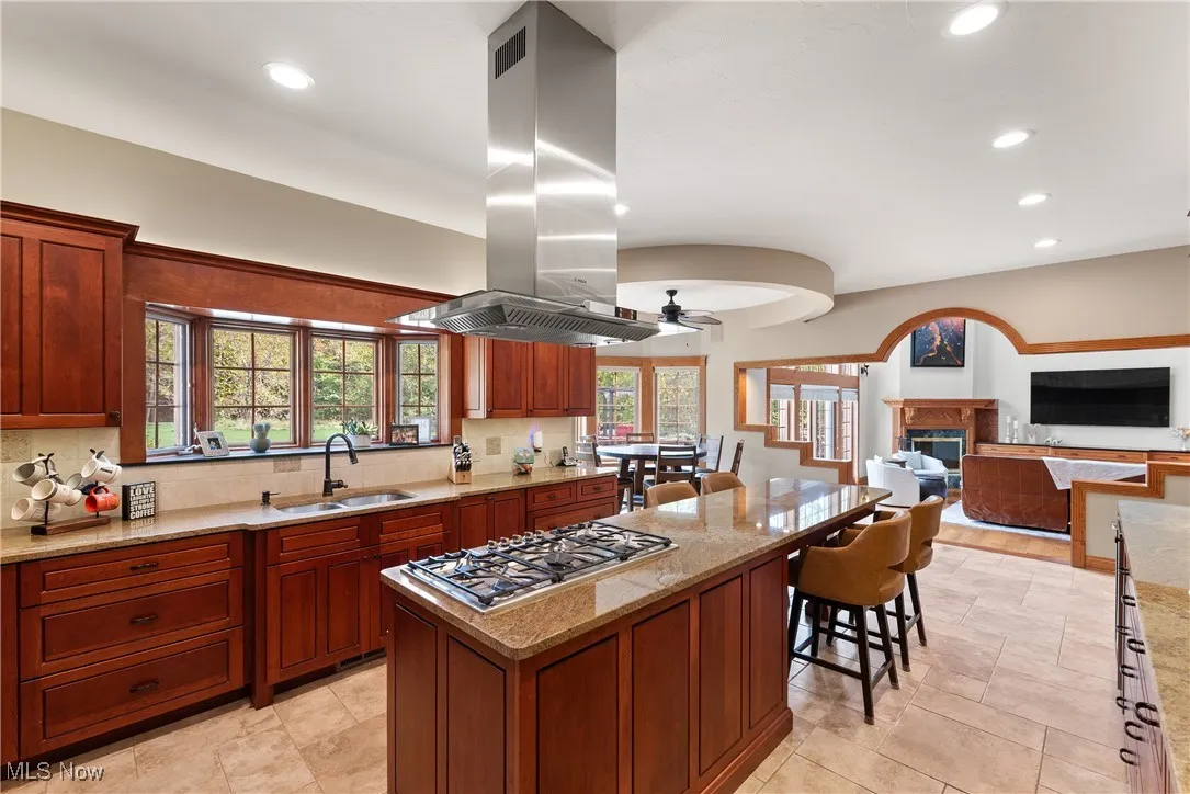 285 River Road, Hinckley, Ohio 44233,MLS Now Listing ID