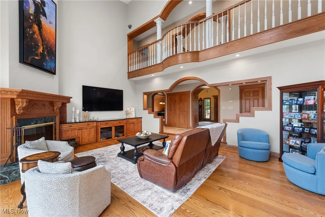 285 River Road, Hinckley, Ohio 44233,MLS Now Listing ID