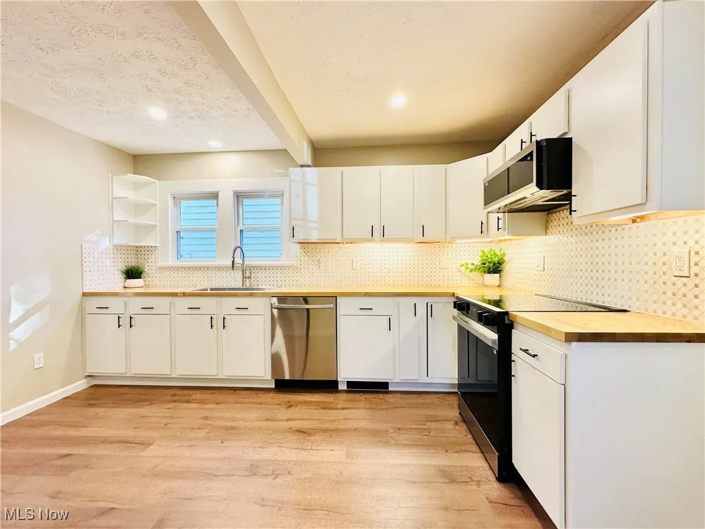 290 E 216th Street, Euclid, Ohio 44123,MLS Now Listing ID