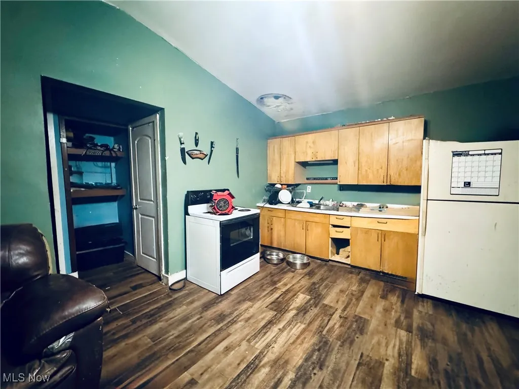 Cabin kitchen