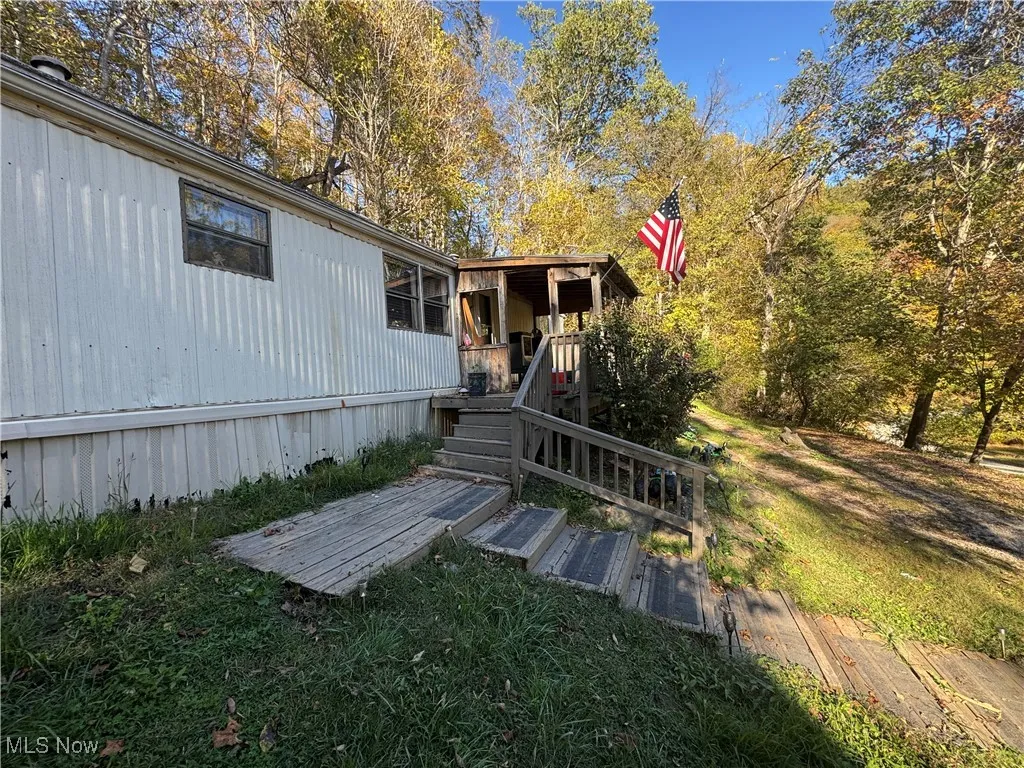 Front porch of front property