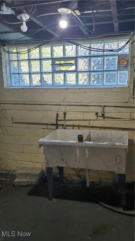 1602 Hillcrest Road, East Cleveland, Ohio 44118,MLS Now Listing ID