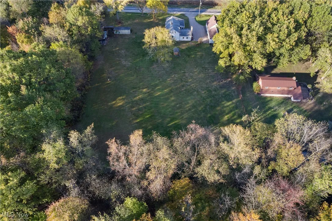 Aerial view of property and surrounding area