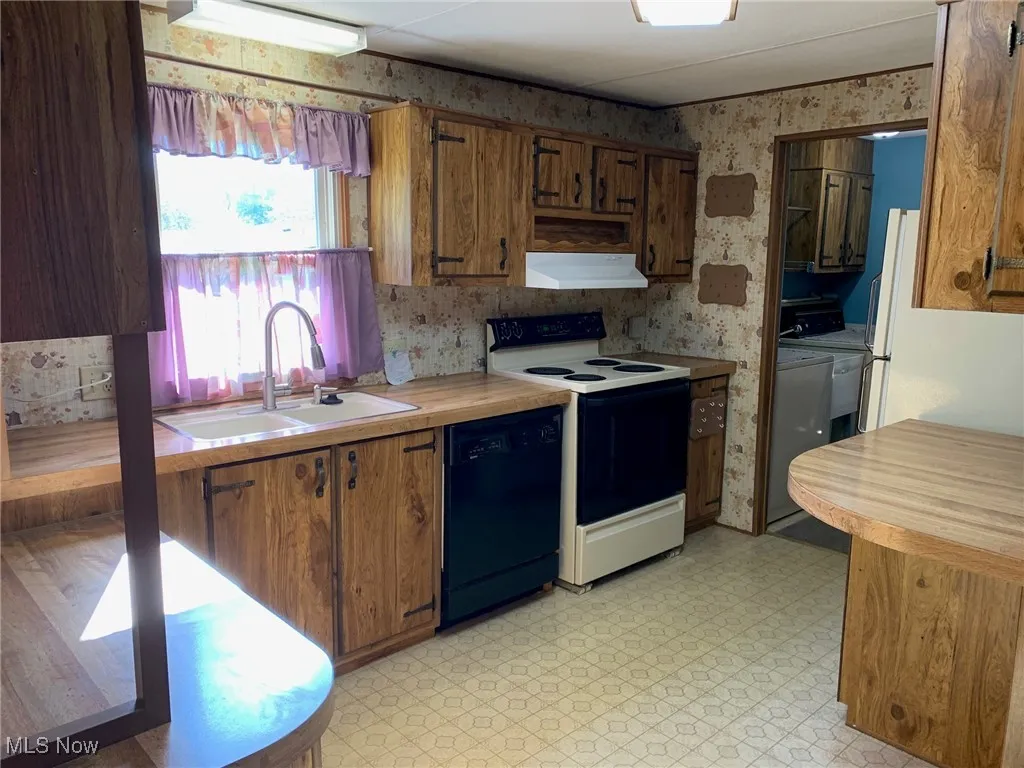 27 Sycamore Drive, Olmsted Twp, Ohio 44138,MLS Now Listing ID