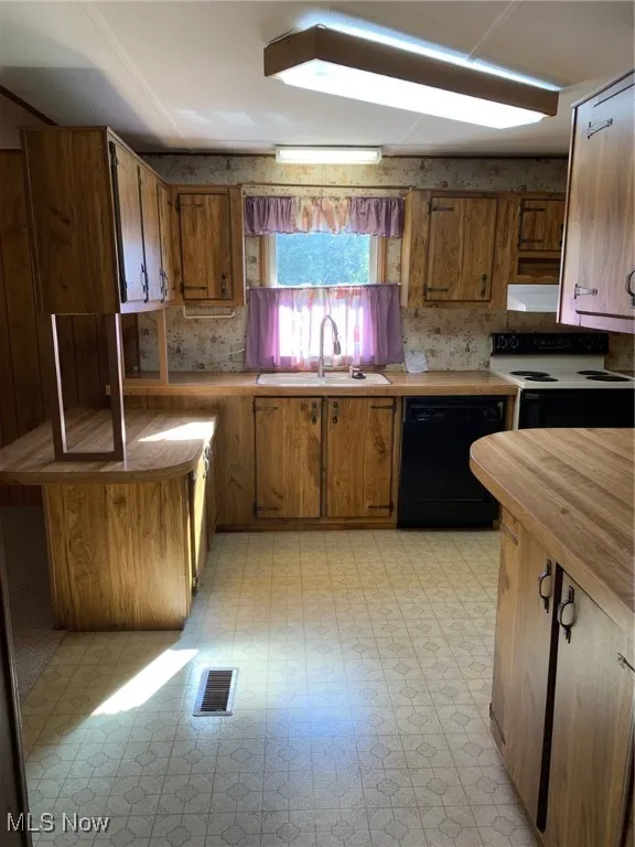 27 Sycamore Drive, Olmsted Twp, Ohio 44138,MLS Now Listing ID