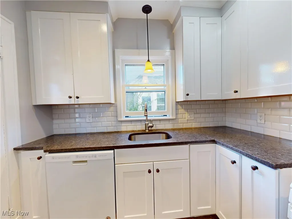 1615 Wagar Avenue, Lakewood, Ohio 44107,MLS Now Listing ID