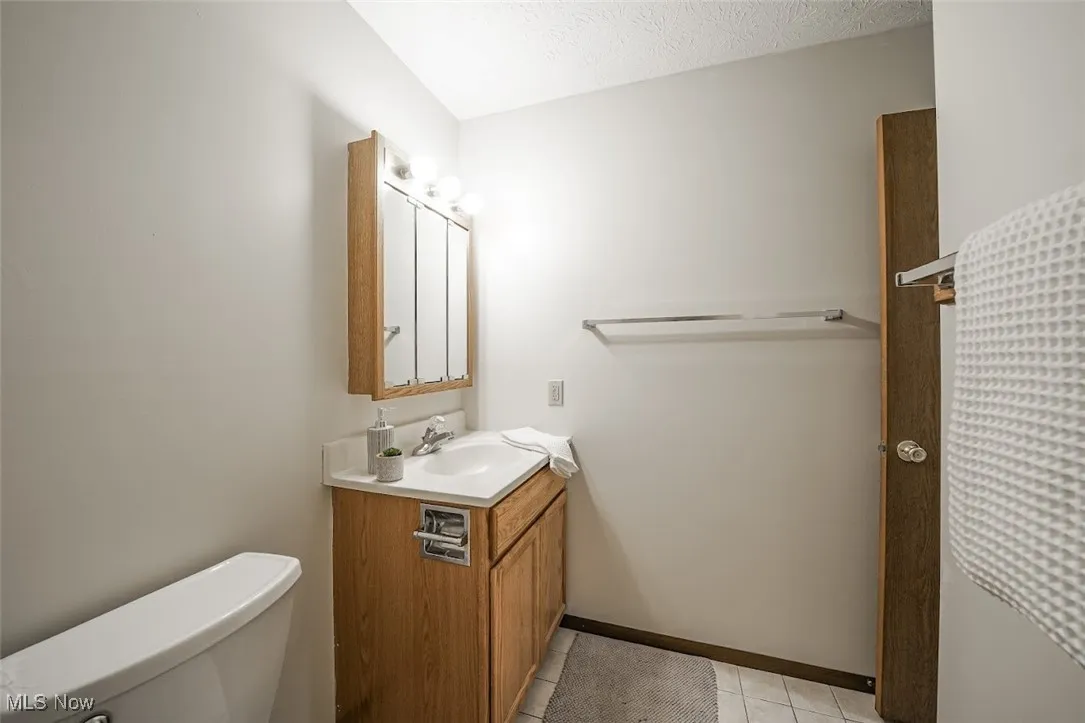 8140 Southwood Drive, Garrettsville, Ohio 44231,MLS Now Listing ID