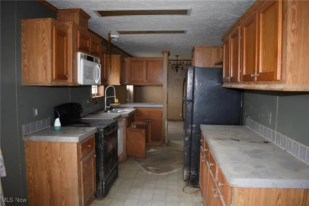 2219 State Route 170, East Palestine, Ohio 44413,MLS Now Listing ID