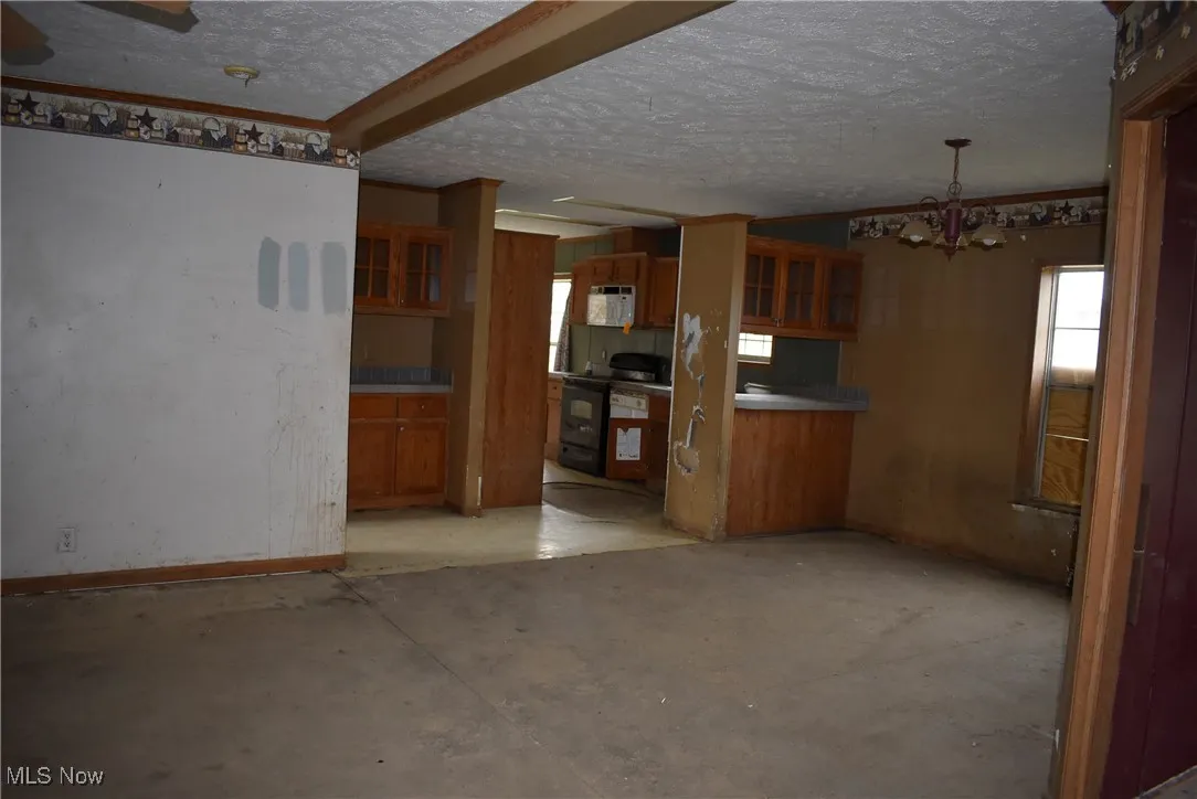2219 State Route 170, East Palestine, Ohio 44413,MLS Now Listing ID