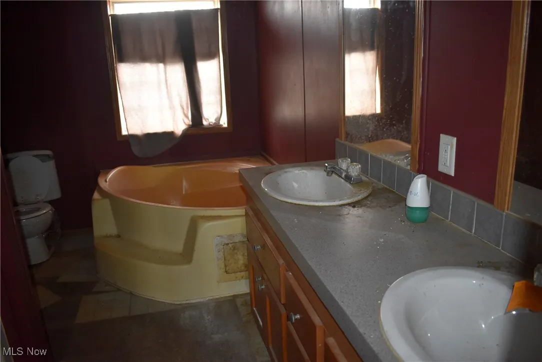 2219 State Route 170, East Palestine, Ohio 44413,MLS Now Listing ID