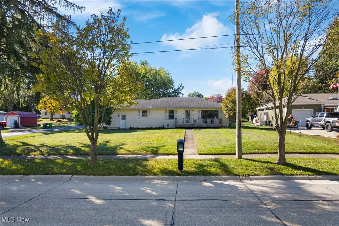 205 N Crown Hill Road, Orrville, Ohio 44667,MLS Now Listing ID