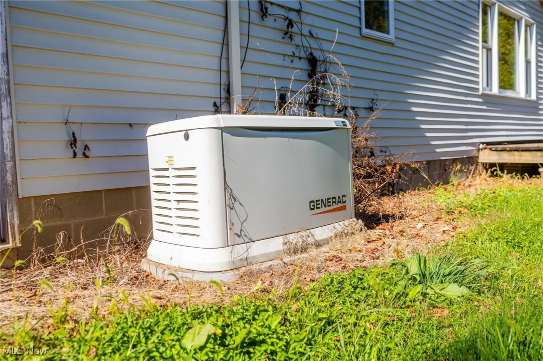 Exterior view of a power unit