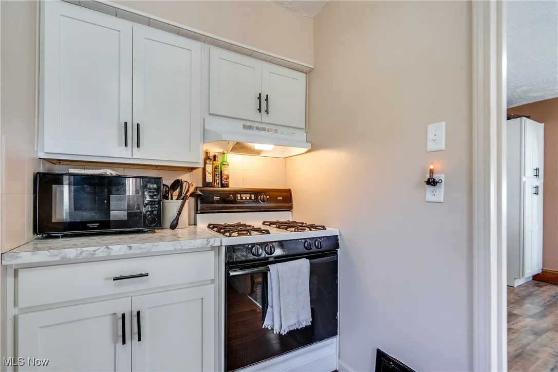 3076 N Turkeyfoot Road, Akron, Ohio 44319,MLS Now Listing ID