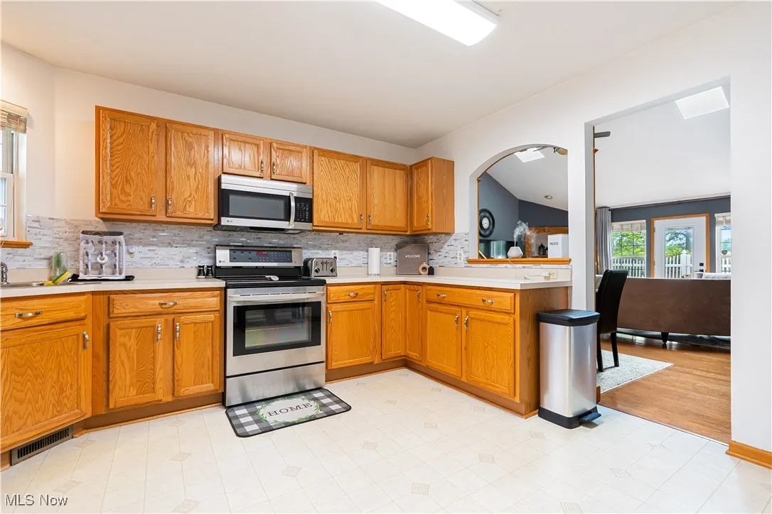 2802 Hartford Lane, Akron, Ohio 44312,MLS Now Listing ID