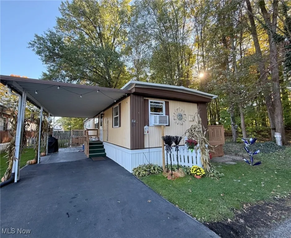 67 Oakwood Drive, Beloit, Ohio 44609,MLS Now Listing ID