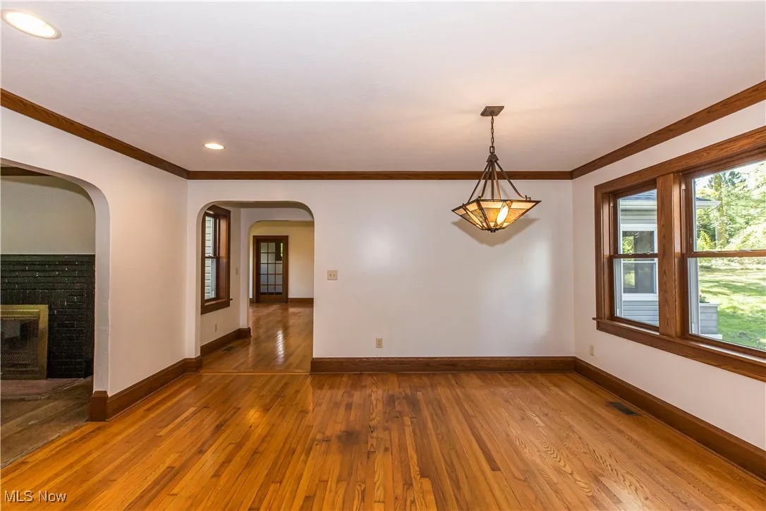 1038 N Hametown Road, Akron, Ohio 44333,MLS Now Listing ID