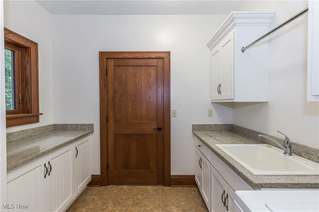 1038 N Hametown Road, Akron, Ohio 44333,MLS Now Listing ID