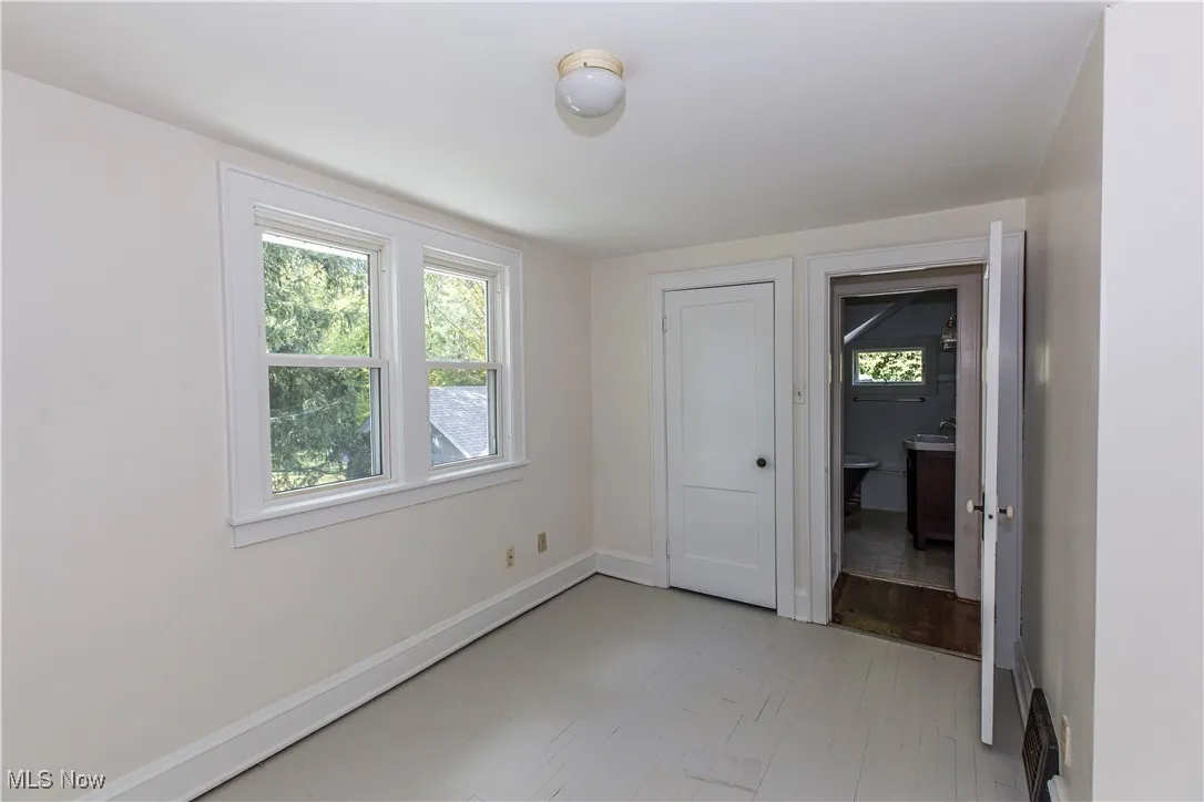 1038 N Hametown Road, Akron, Ohio 44333,MLS Now Listing ID