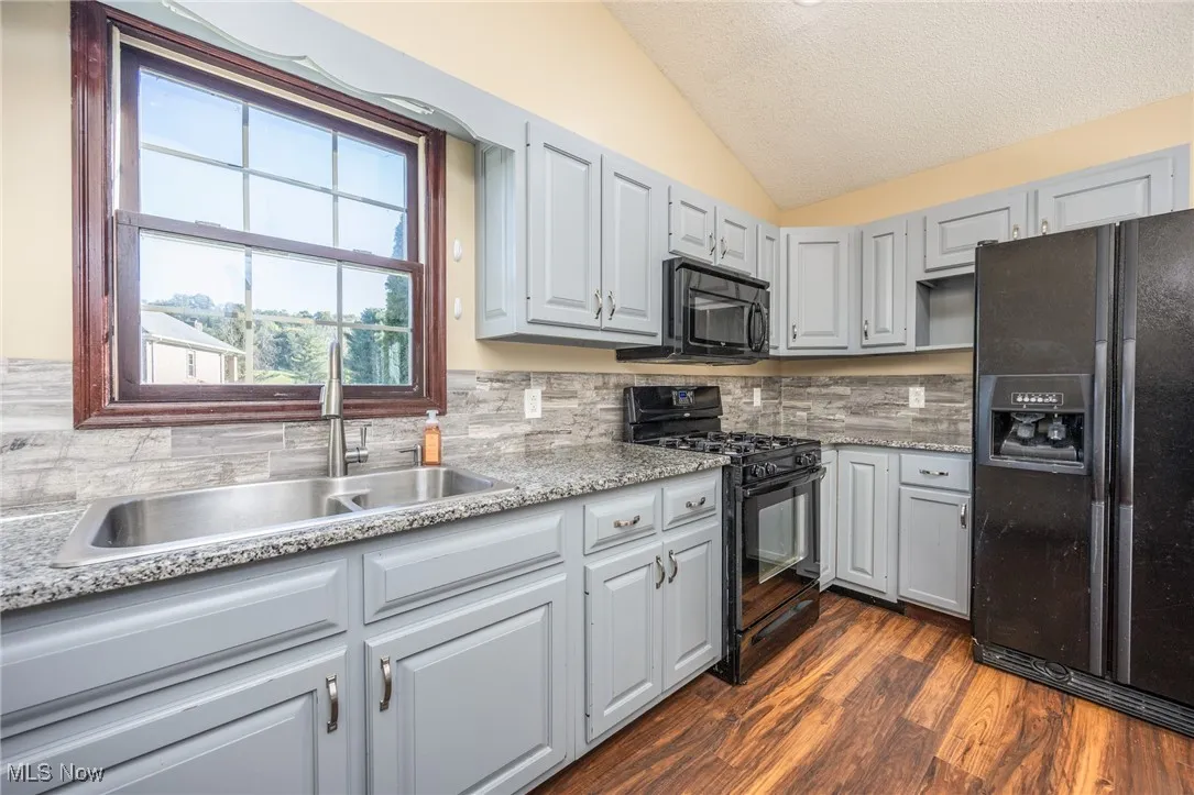 381 Fairway Drive, Beverly, Ohio 45715,MLS Now Listing ID